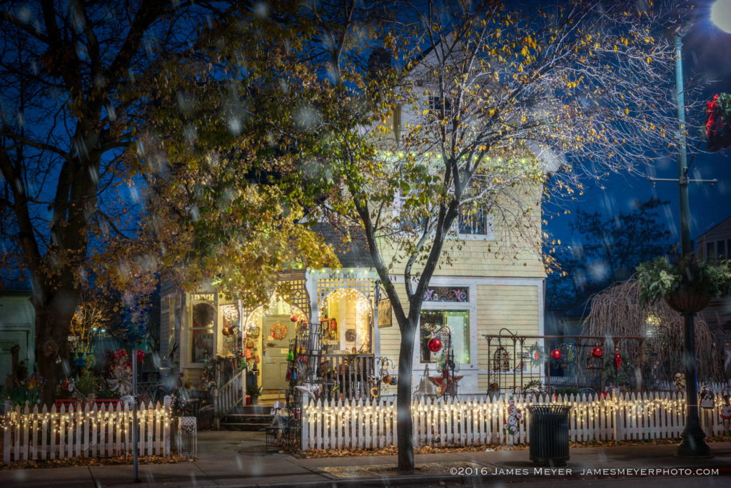 Classic americana home Cedarburg Wisconsin